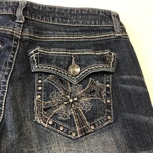 Wrangler Rock 47 Low Rise Studded Jeans Size 7